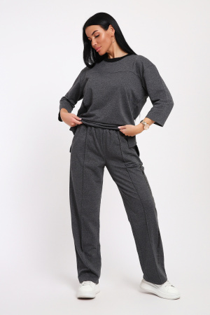 b668b121-52c0-4b53-8c9e-427d8ed8d4b0